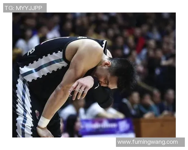 成都极限运动队揭秘：包夹战术与团队协作的深度解析